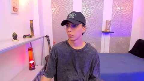    online show from 1, 12, 2025