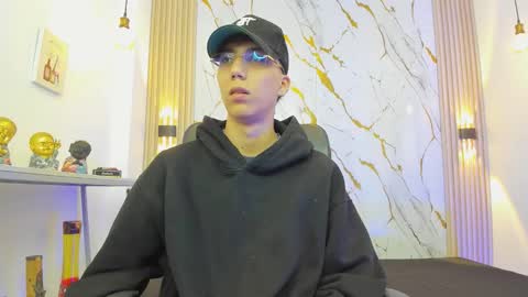 Snapshot of nikolay_gregori chatting on 2, 2, 2026 online show from 2, 2, 2026