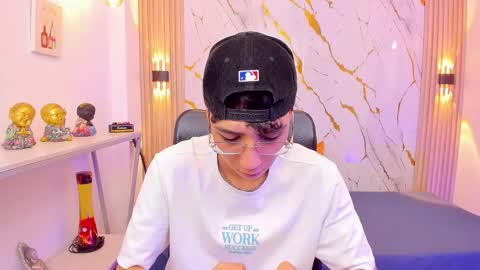 Snapshot of nikolay_gregori chatting on 4, 2, 2026 online show from 4, 2, 2026