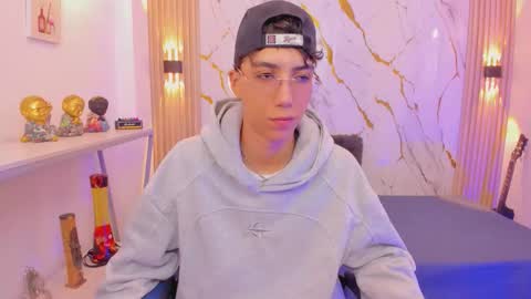 Snapshot of nikolay_gregori chatting on 2, 3, 2026 online show from 2, 3, 2026