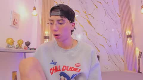 Snapshot of nikolay_gregori chatting on 3, 3, 2026 online show from 3, 3, 2026