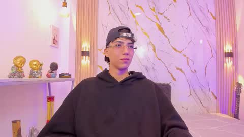    online show from 18, 3, 2026