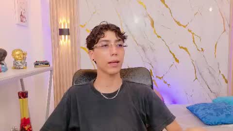 Snapshot of nikolay_gregori chatting on 18, 6, 2026 online show from 18, 6, 2026