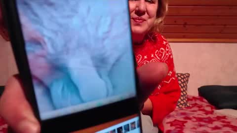 Nikole1 online show from 5, 1, 2025