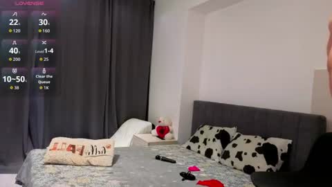 Snapshot of nikolesmyth chatting on 6, 7, 2026 NykoleSmyth online show from 6, 7, 2026