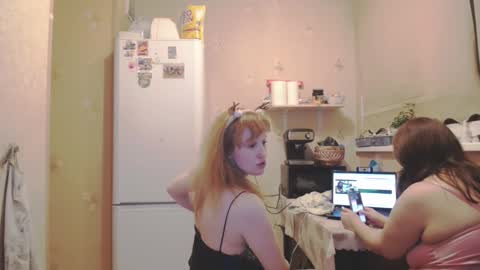 Nikoletta online show from 29, 12, 2024