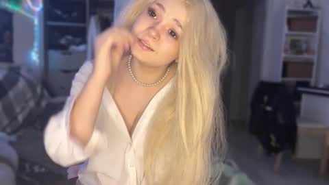 nikoli_naw online show from 4, 3, 2026