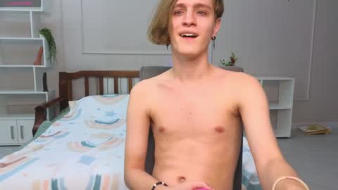 niko online show from 1, 1, 2025