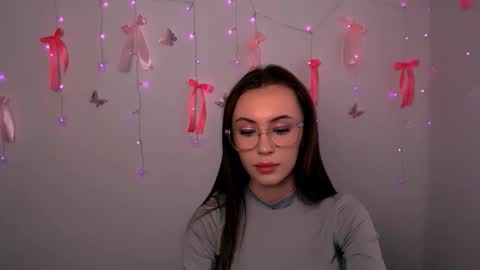 nikonara_ online show from 21, 4, 2026