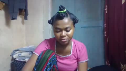 nilah online show from 14, 4, 2026