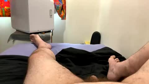 nillabear81 online show from 26, 1, 2025