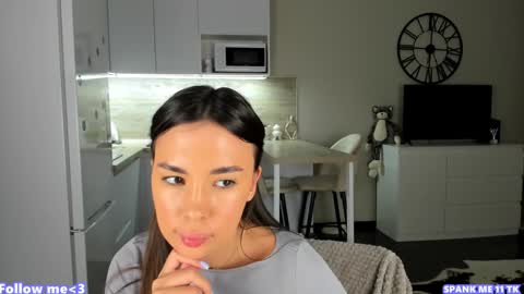 Bella online show from 15, 1, 2025