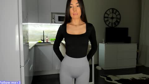 Bella online show from 12, 2, 2025