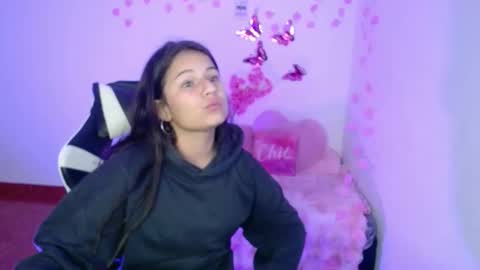 nina__777 online show from 17, 12, 2025