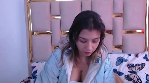 Nina Carther online show from 5, 11, 2025