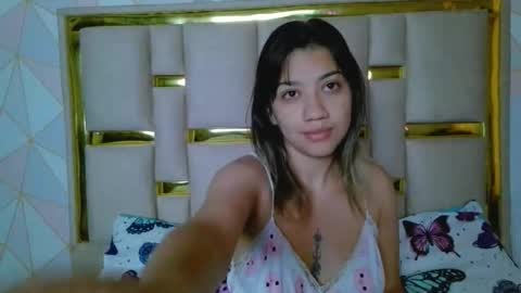 Nina Carther online show from 17, 12, 2025