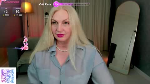 Nina online show from 9, 9, 2025