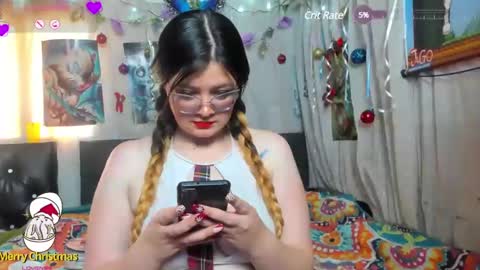 Nina Gauther  online show from 11, 12, 2024