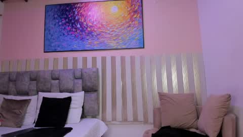 nina_glow_ online show from 14, 4, 2026