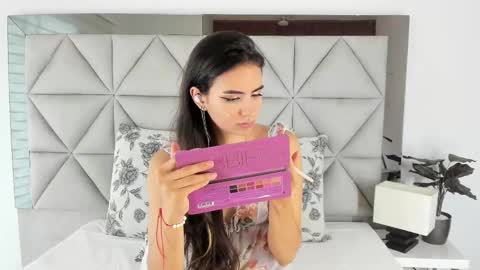  Nina  online show from 15, 10, 2025