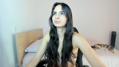 Snapshot of nina_pons chatting on 26, 4, 2026 Nina online show from 26, 4, 2026