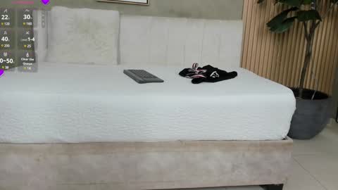 NINA online show from 27, 12, 2024