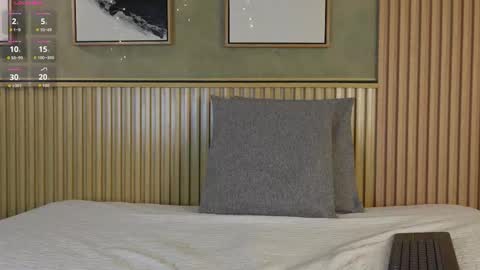 NINA online show from 19, 12, 2025