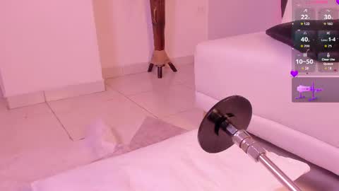 Snapshot of nina_sweetz chatting on 24, 6, 2026 Nina online show from 24, 6, 2026