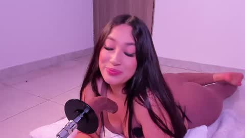 Snapshot of nina_sweetz chatting on 16, 7, 2026 Nina online show from 16, 7, 2026
