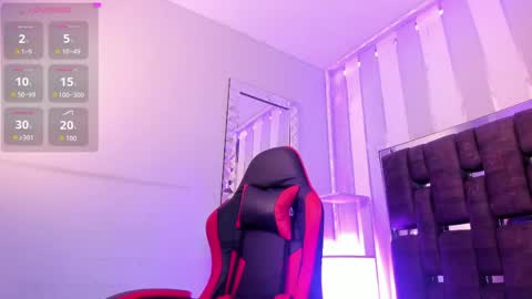 ninabloom_ online show from 4, 6, 2026