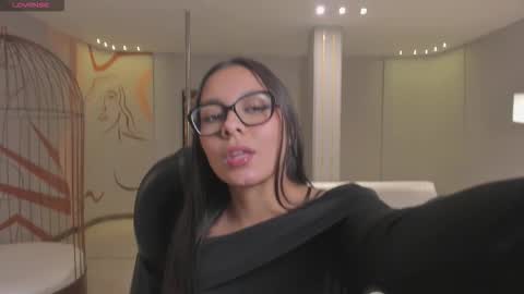 Nina online show from 23, 10, 2025