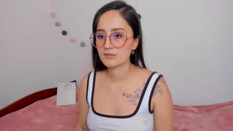 Nina online show from 28, 10, 2025