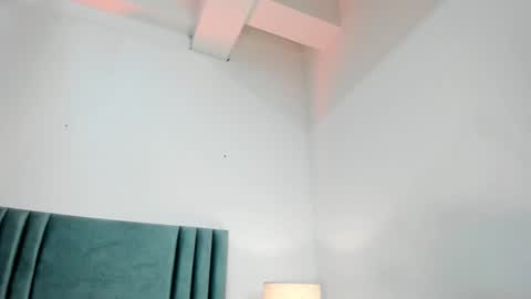 Nina online show from 22, 12, 2024