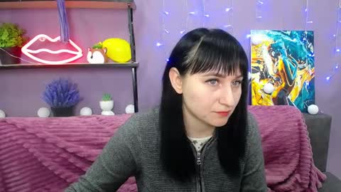 ninaflawlees online show from 30, 1, 2025