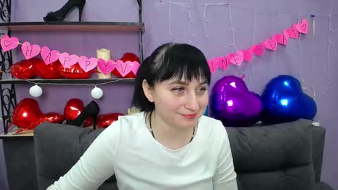 ninaflawlees online show from 5, 2, 2025