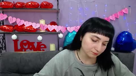 ninaflawlees online show from 11, 2, 2025