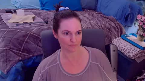 Nina Jaymes online show from 19, 9, 2025