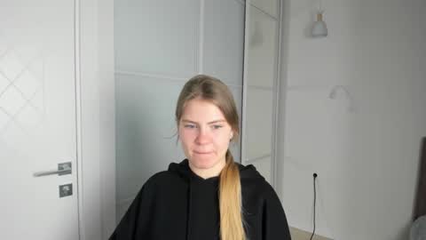 ninarihh online show from 8, 3, 2025