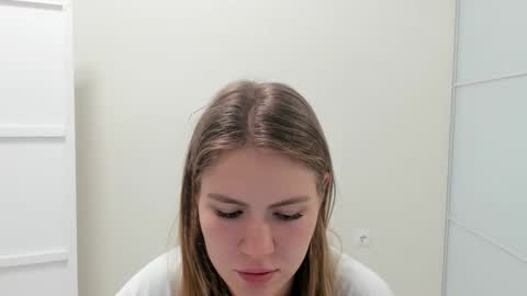 ninarihh online show from 21, 9, 2025