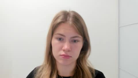 ninarihh online show from 6, 10, 2025