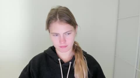 ninarihh online show from 11, 10, 2025