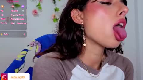 ninasky19 online show from 8, 7, 2026