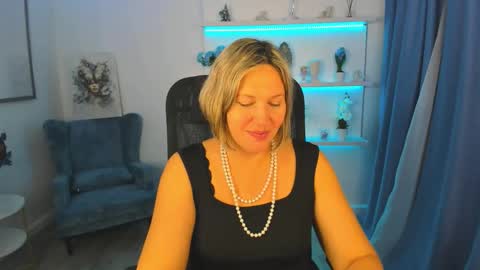 Snapshot of ninastarle chatting on 5, 10, 2025 ninastarle online show from 5, 10, 2025