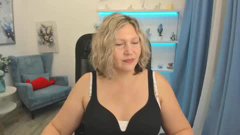 ninastarle online show from 6, 6, 2026