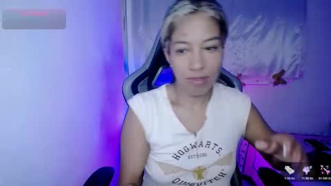 ninatinydoll1 online show from 11, 11, 2025