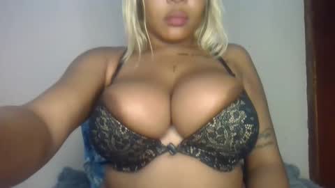 sexy niney online show from 20, 4, 2026