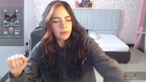 Snapshot of ninfa_ch chatting on 11, 12, 2024 Ninfa  online show from 11, 12, 2024