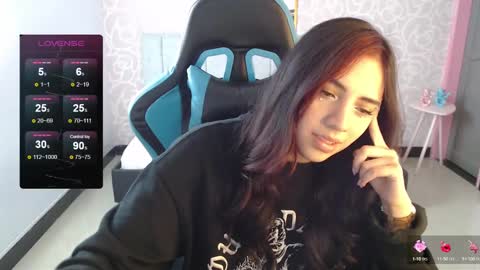 Snapshot of ninfa_ch chatting on 23, 12, 2024 Ninfa  online show from 23, 12, 2024