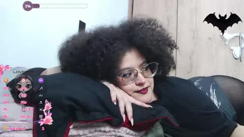 Snapshot of ninfa_doll chatting on 20, 4, 2026 Doll independent model online show from 20, 4, 2026
