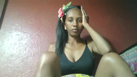 Snapshot of ninie246746 chatting on 12, 1, 2025 ninie246746 online show from 12, 1, 2025